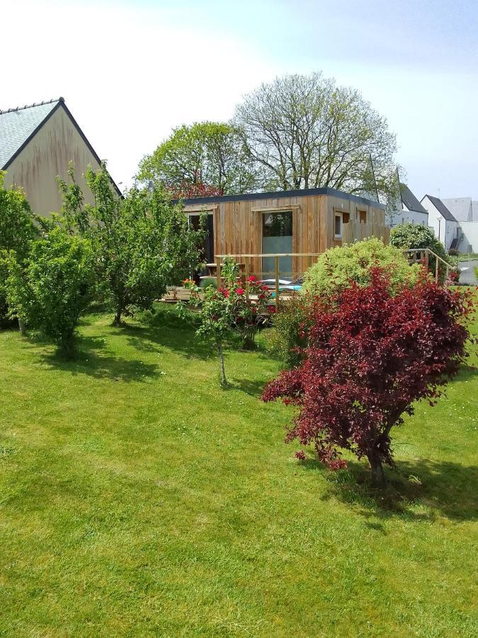 Adorable Cottage Perrosien dans jardin arboré Exterior foto